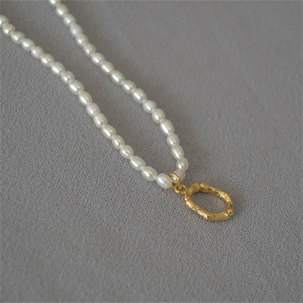 French Vintage Oval Artificial Pearl Chain Necklace For Women Fashion Boho Gold-plate Metal Tree Texture Letter Pendant Jewelry