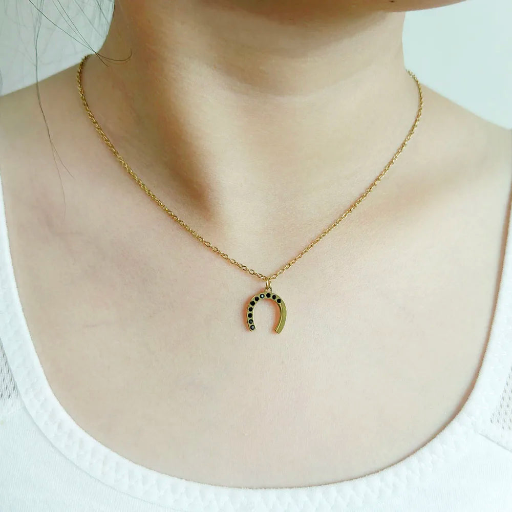 New In Summer Delicate Stainless Steel Rhinestone Horseshoe Nekclace Woman Trend Necklace 2025