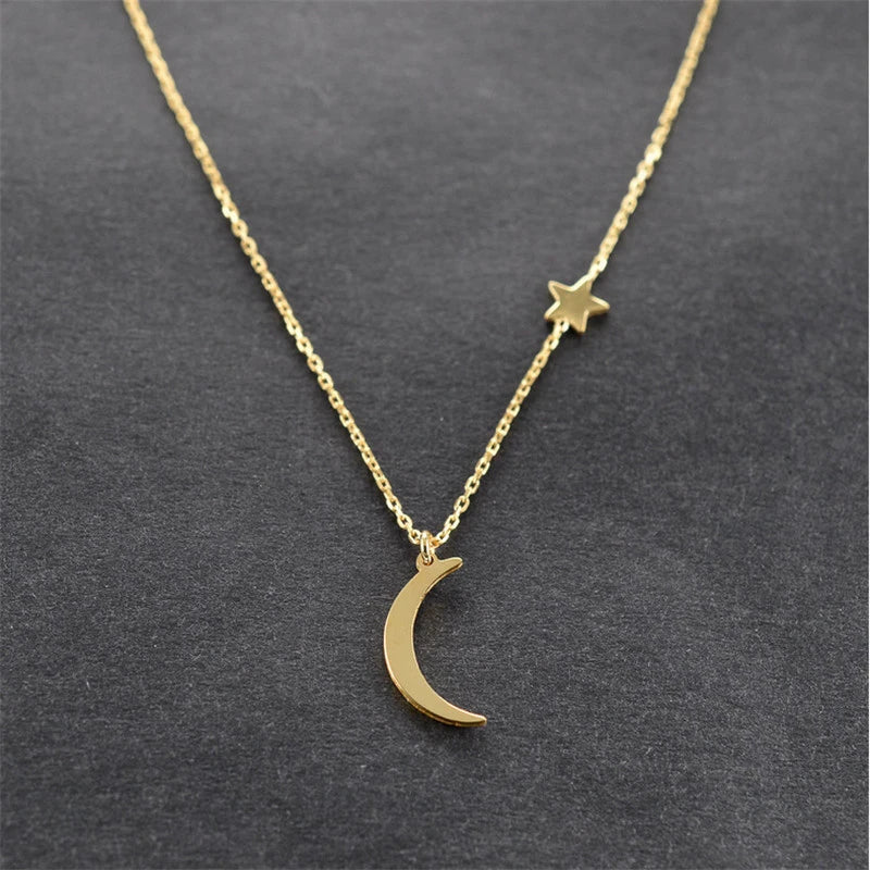 New Fashion Star Moon Necklaces for Women Gold Color Metal Links Short Chain Neck Jewelry Sexy Female Clavicle Necklaces Collar